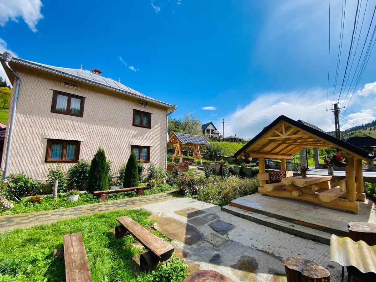Hotel Casa Agroturistica Tarancuta Din Vatra Moldoviţei Exterior foto